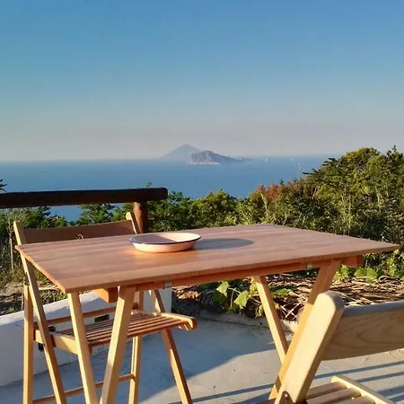 Casa vacanze A Loggia Città di Lipari