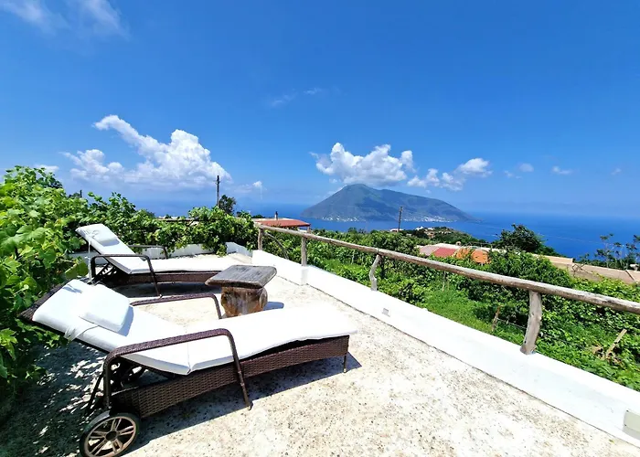 A Loggia * Città di Lipari